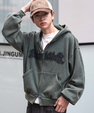 Dグリーン モデル：180cm L着用