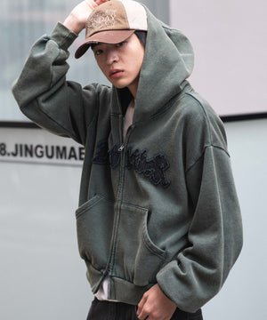 Dグリーン モデル：180cm L着用