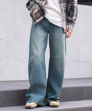 デニム中濃加工 モデル：180cm L着用