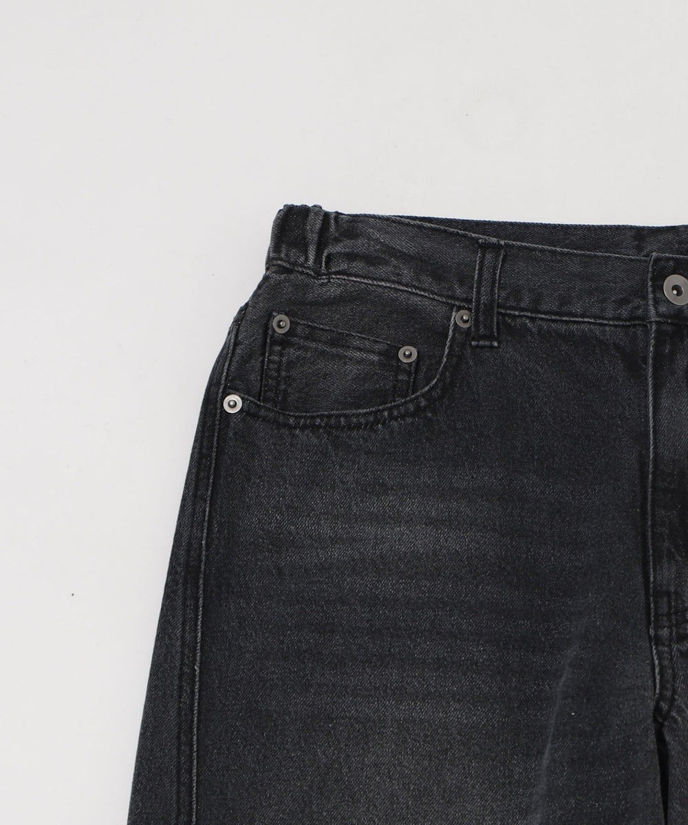 ローライズカバーフィットフレアデニムパンツ