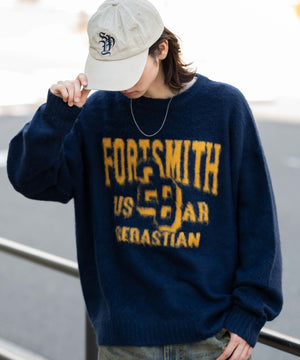 ネイビー モデル：175cm L着用