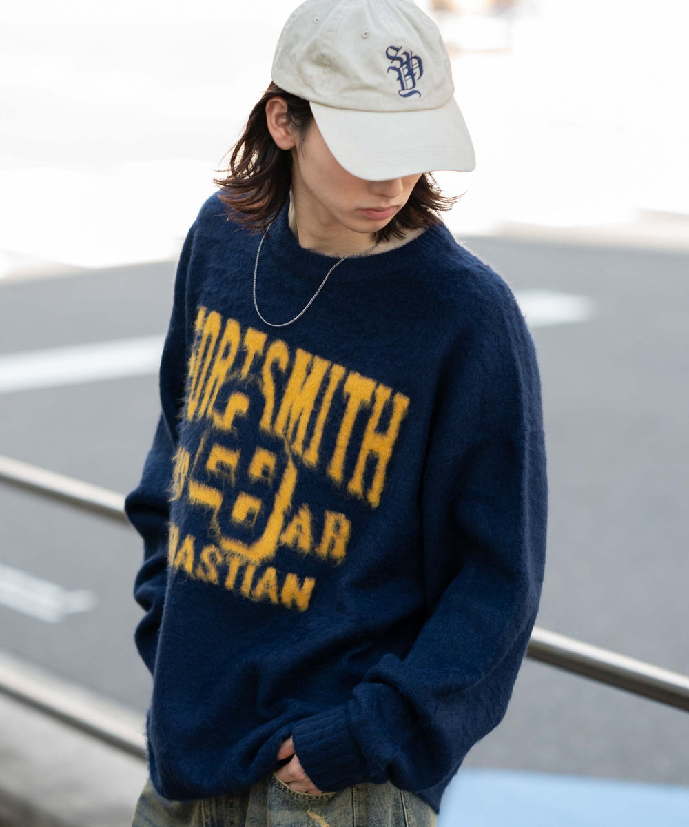 ネイビー モデル：175cm L着用