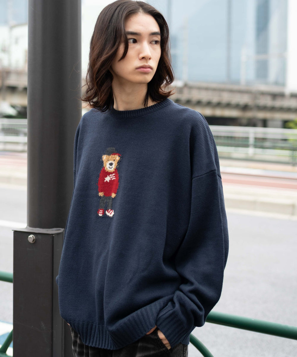 ネイビー モデル：175cm L着用