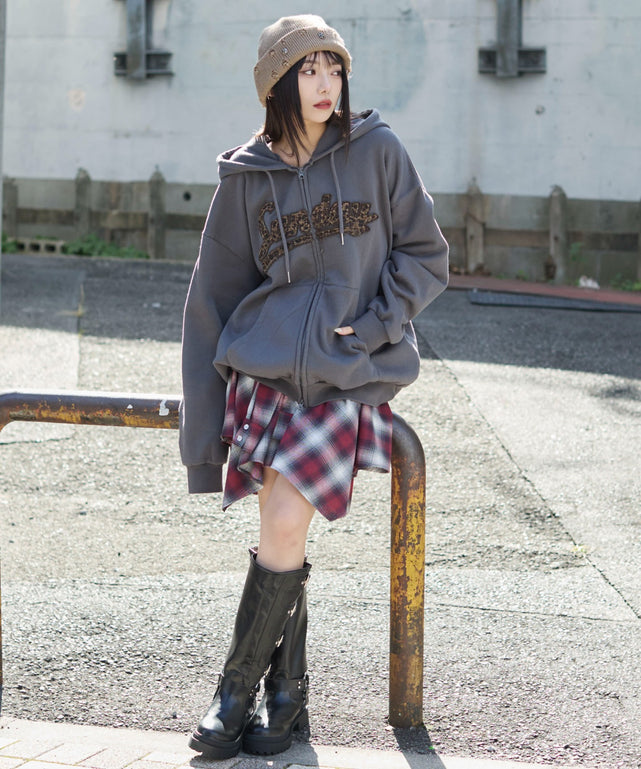 スミクロ　モデル：159cm L着用