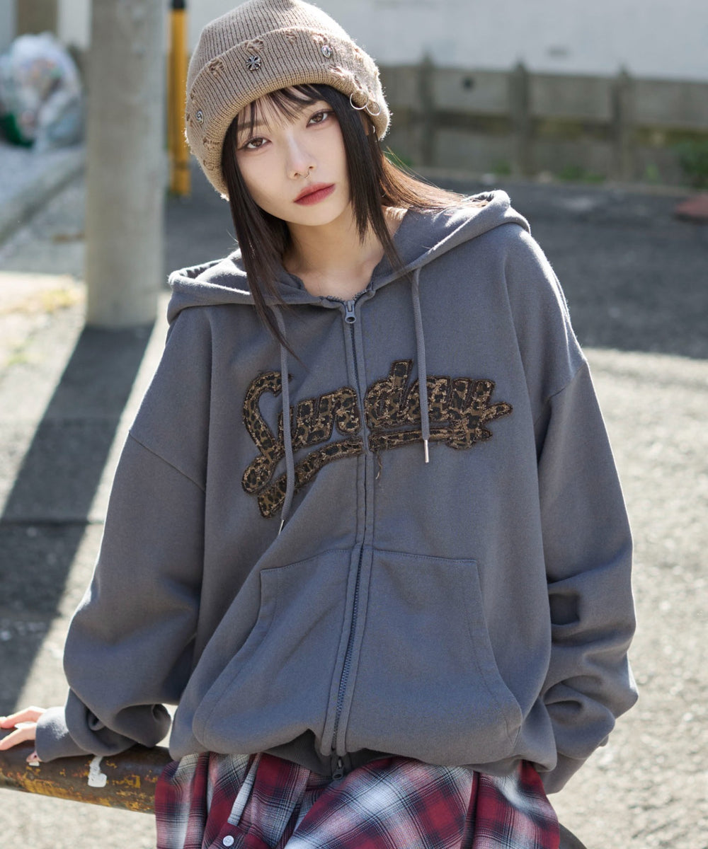 スミクロ　モデル：159cm L着用