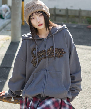 スミクロ　モデル：159cm L着用