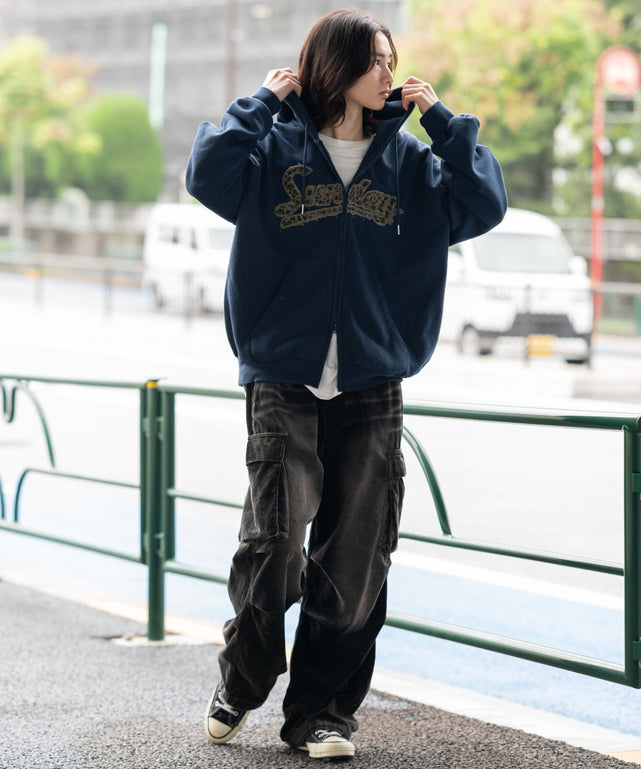 ネイビー モデル：175cm L着用