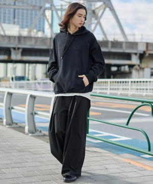 ブラック モデル：175cm L着用