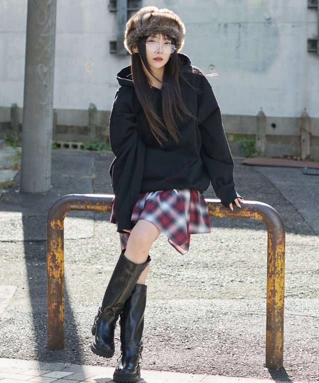 ブラック　モデル：159cm M着用