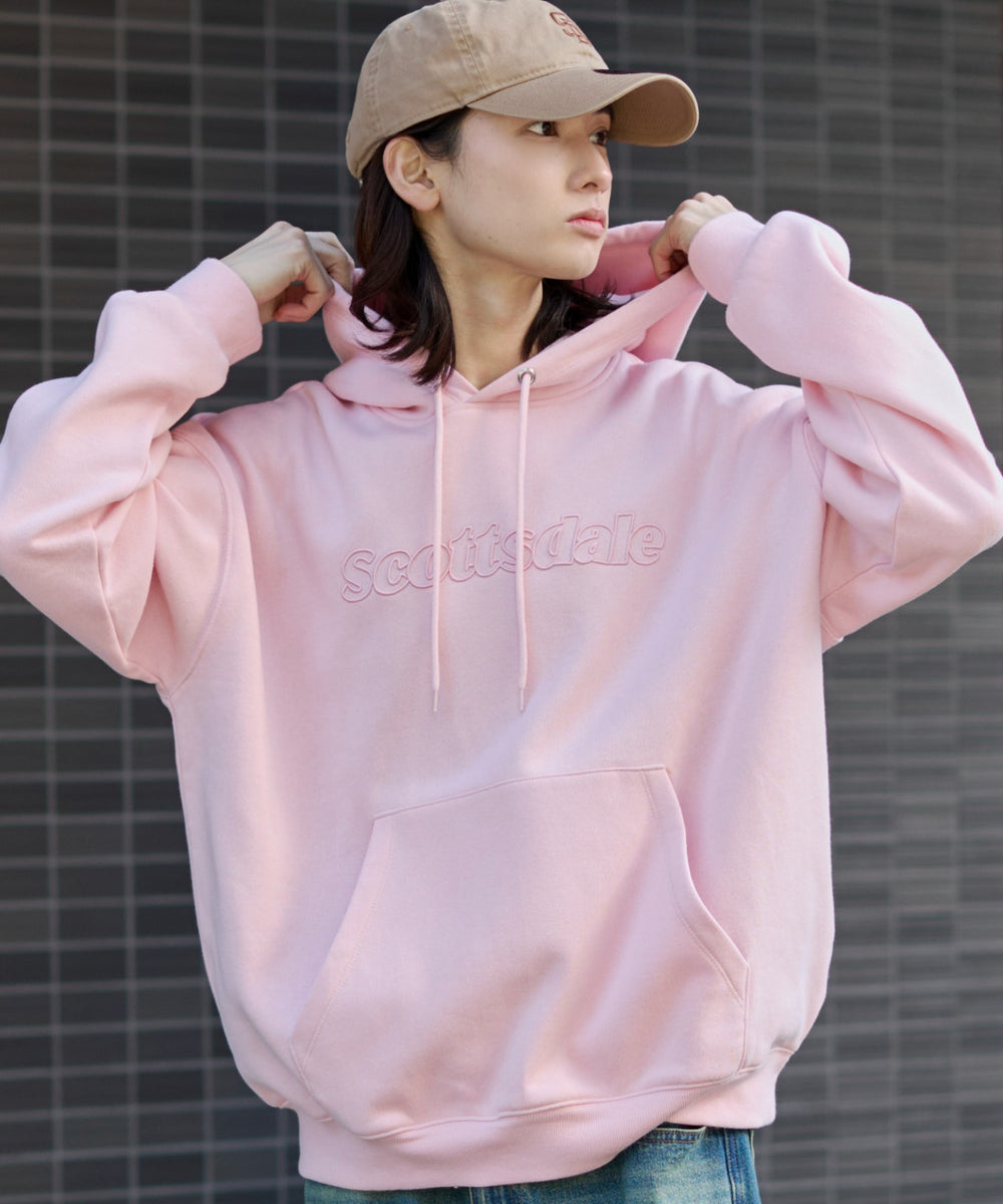 ピンク モデル：175cm L着用