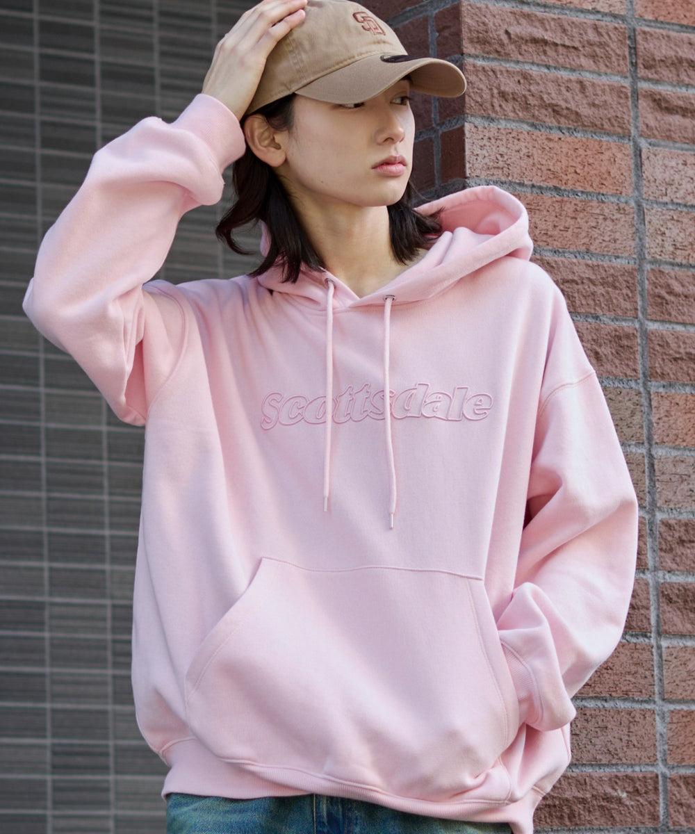 ピンク モデル：175cm L着用