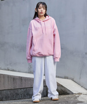 ピンク　モデル：159cm M着用