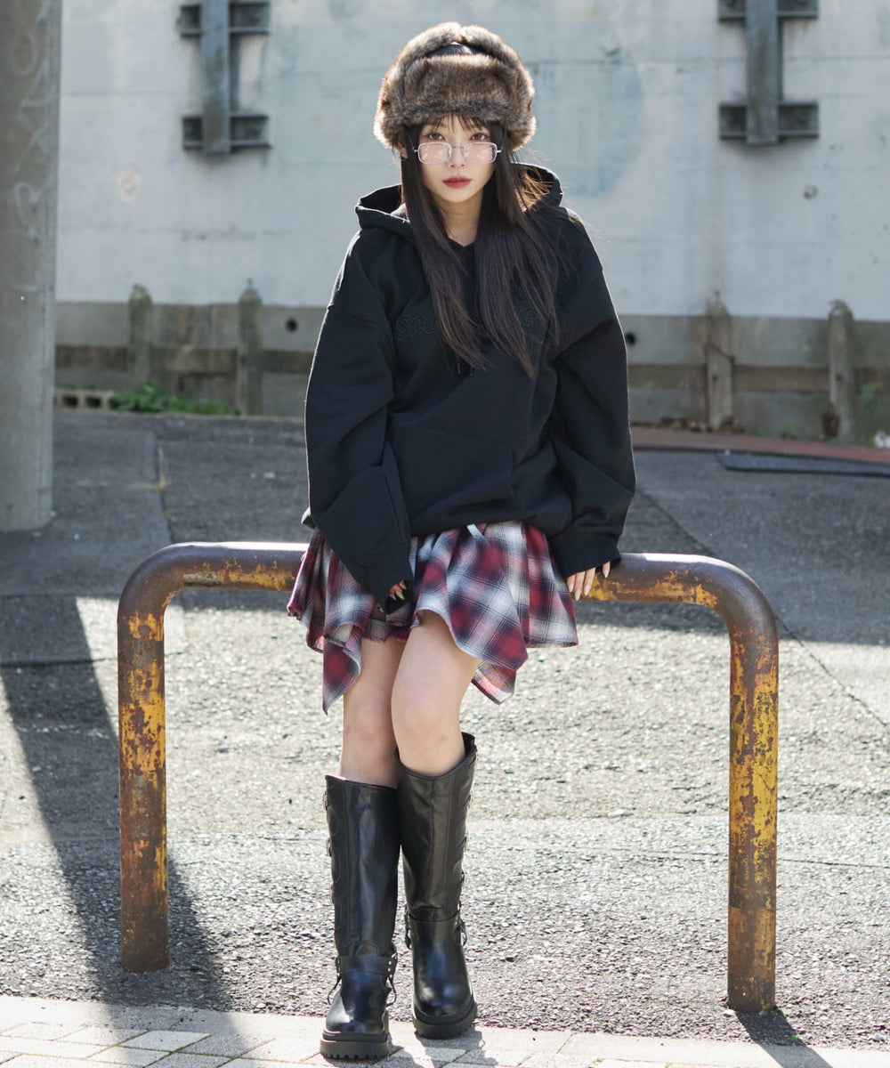 ブラック　モデル：159cm M着用