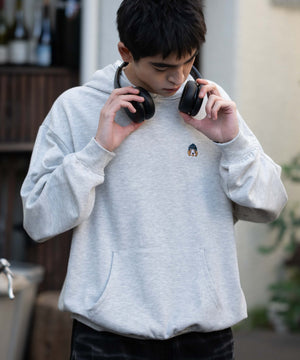 アッシュグレー モデル：175cm L着用