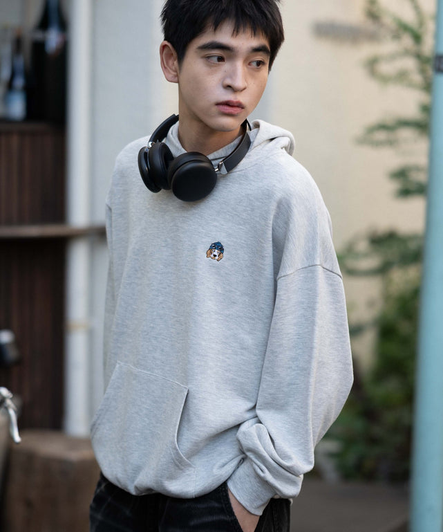 アッシュグレー モデル：175cm L着用