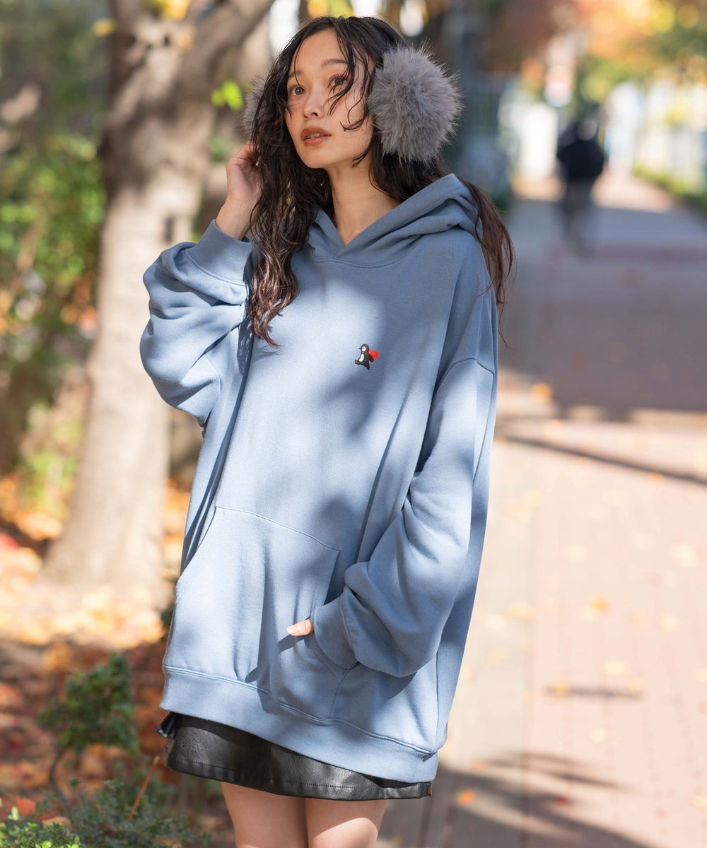 ブルー　モデル：161cm L着用