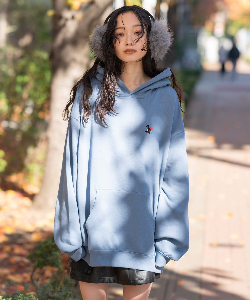 ブルー　モデル：161cm L着用