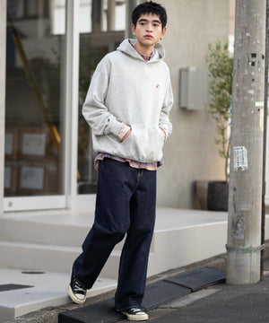 グレーソノタ モデル：175cm L着用