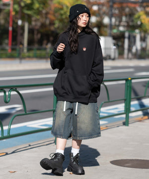 ブラック　モデル：161cm L着用