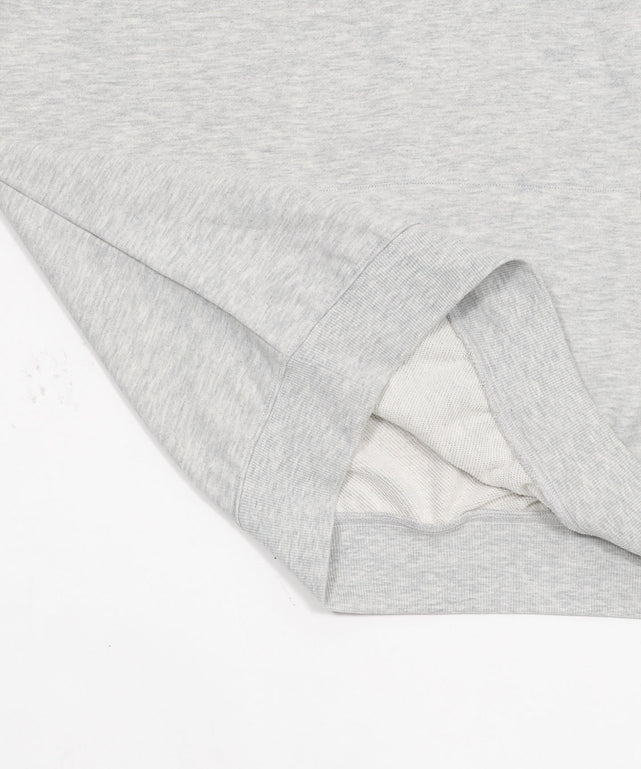 ワンポイント刺繍プルパーカー