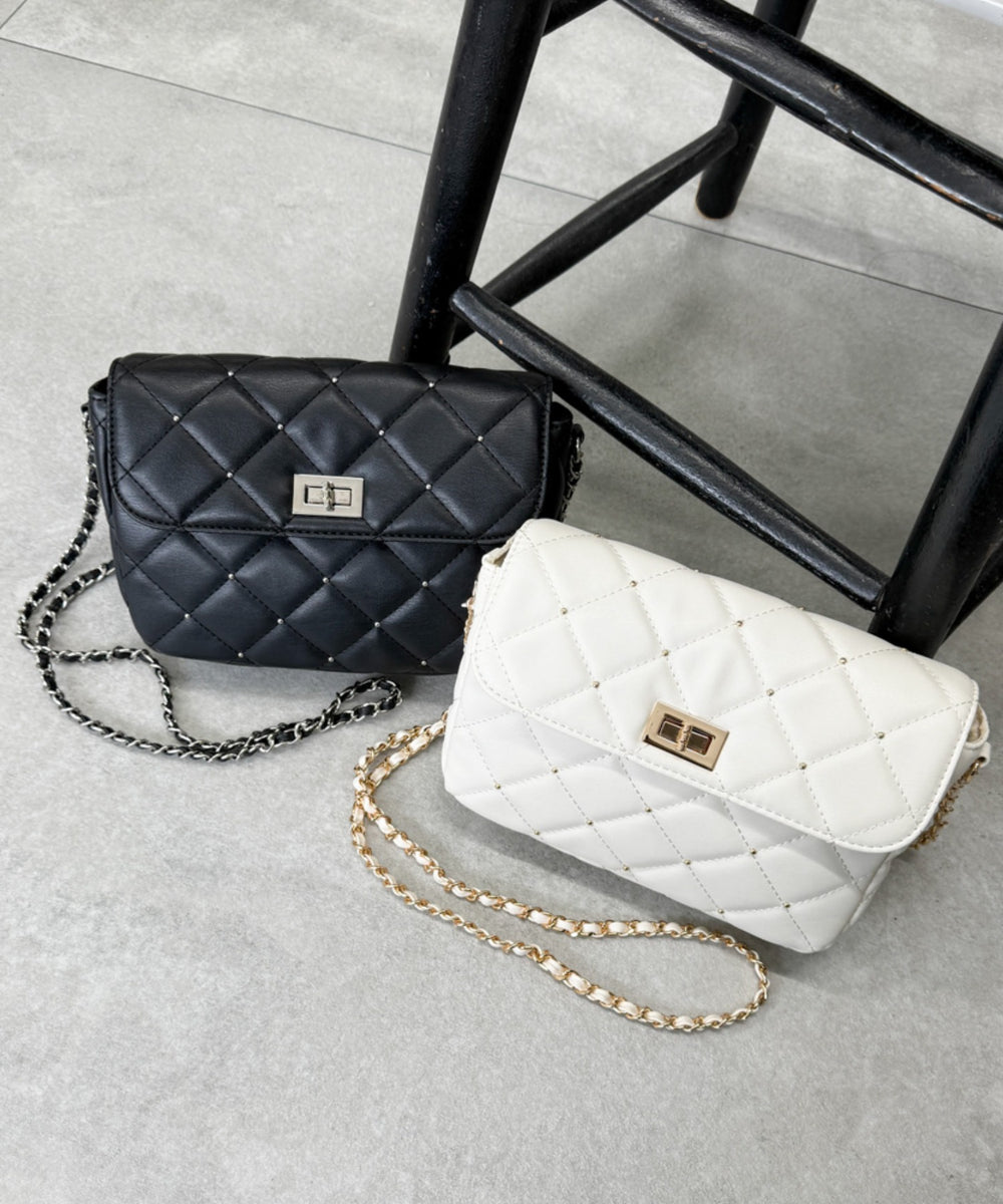 キルティングフラップチェーンショルダー