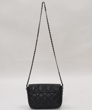 キルティングフラップチェーンショルダー