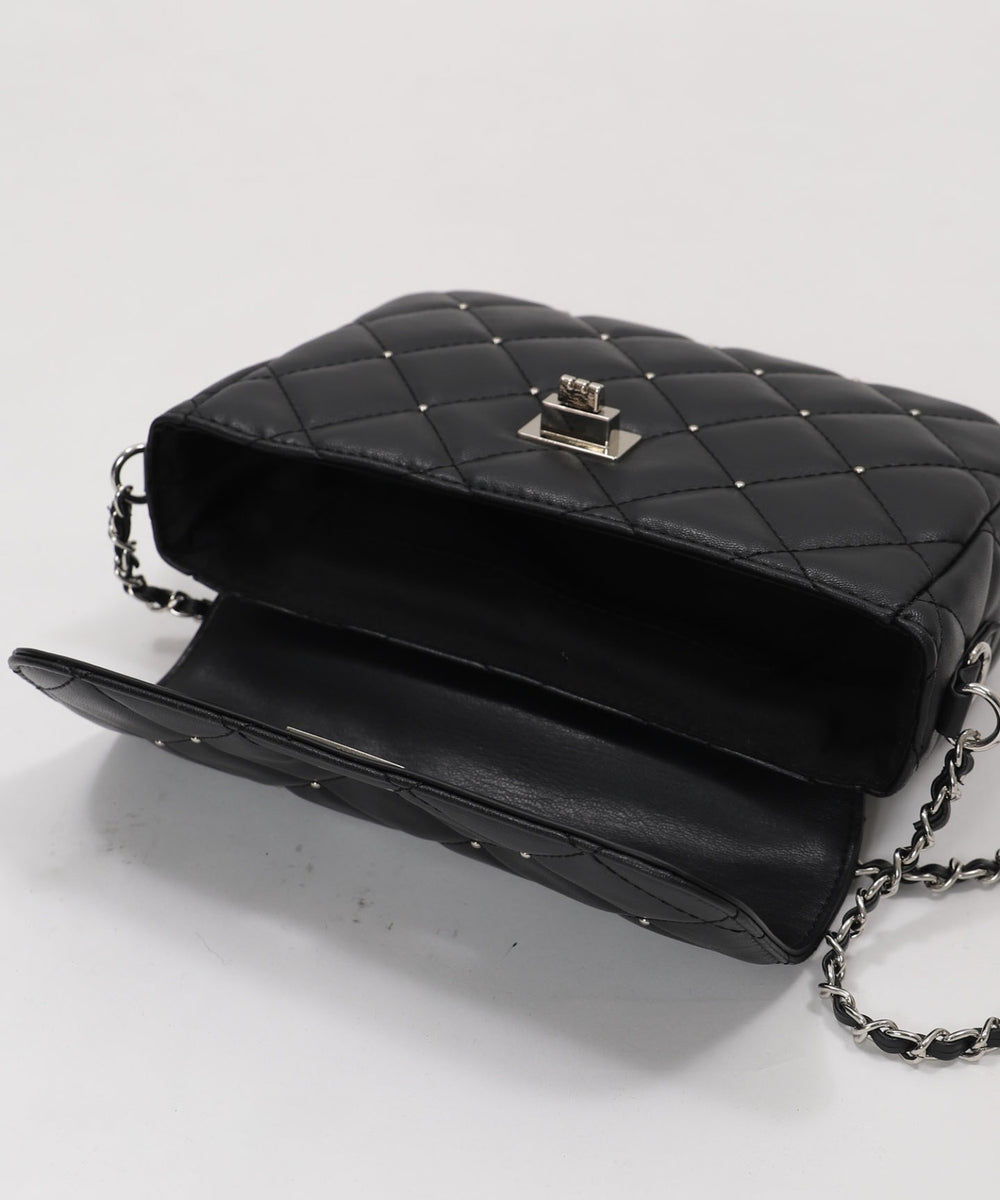 キルティングフラップチェーンショルダー