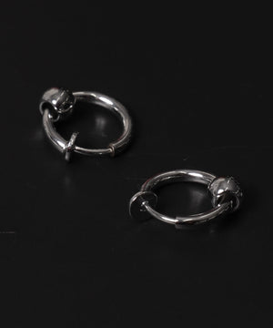 Mモチーフイヤリング