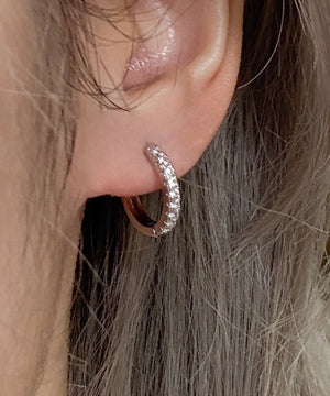 L4Pモチーフリングピアス