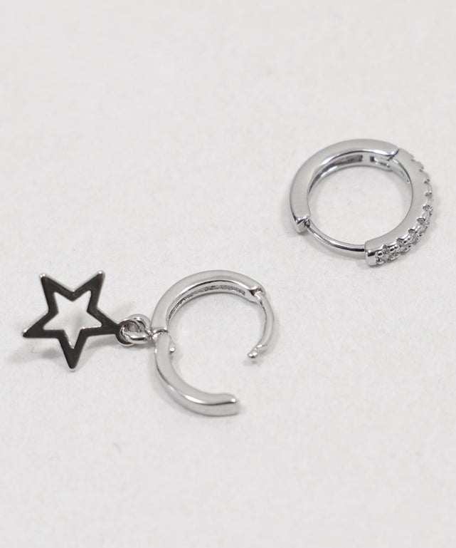 L4Pモチーフリングピアス