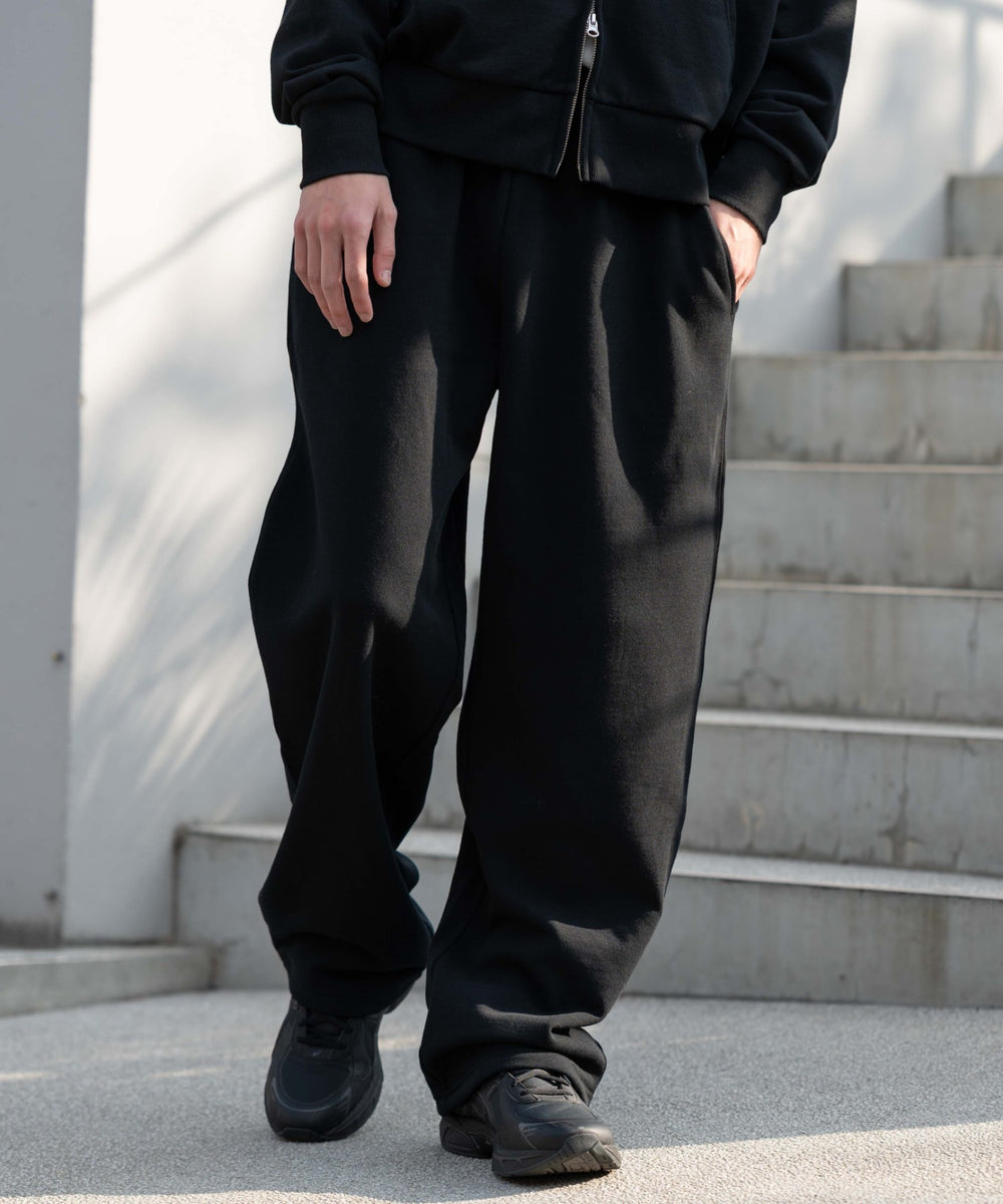 ブラック モデル：180cm F着用