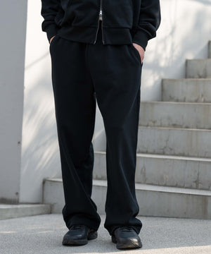 ブラック モデル：180cm F着用