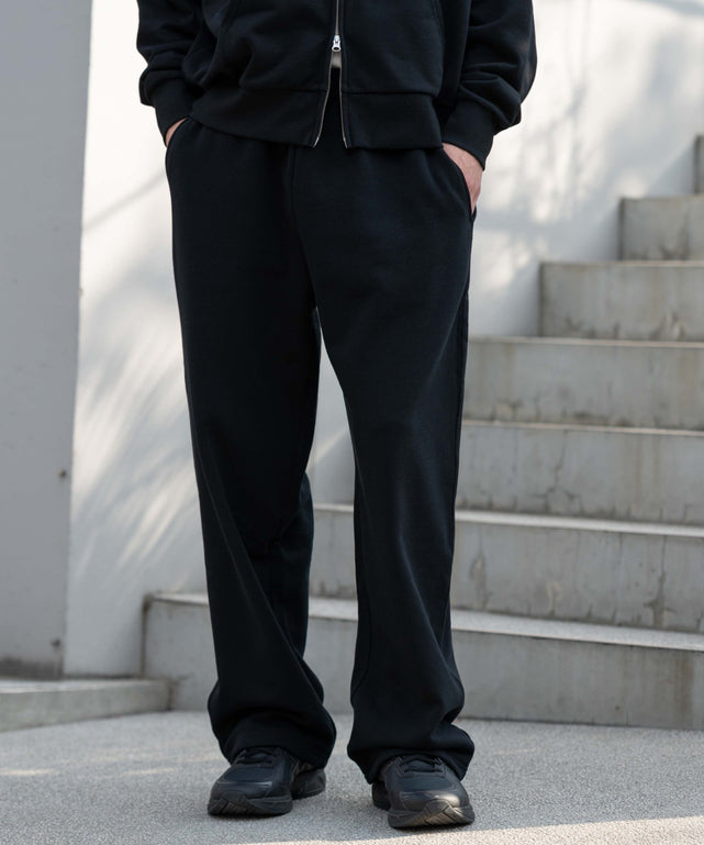 ブラック モデル：180cm F着用