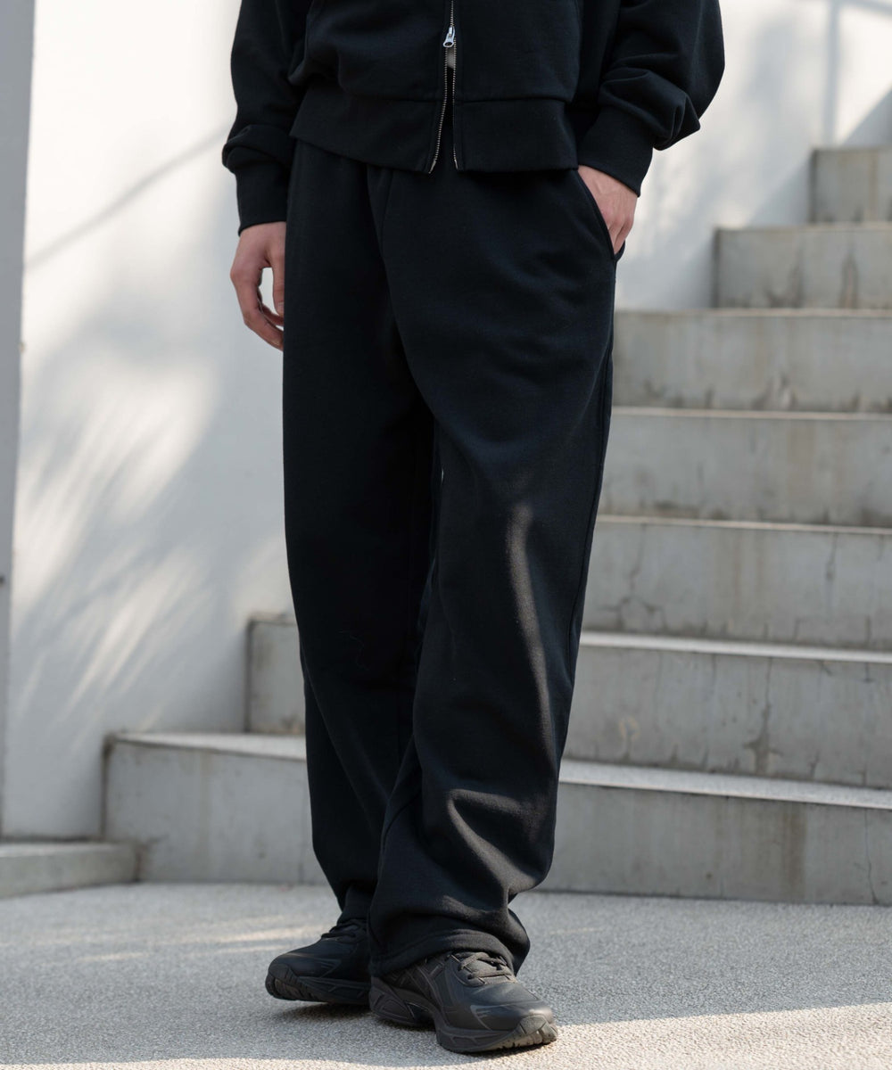 ブラック モデル：180cm F着用