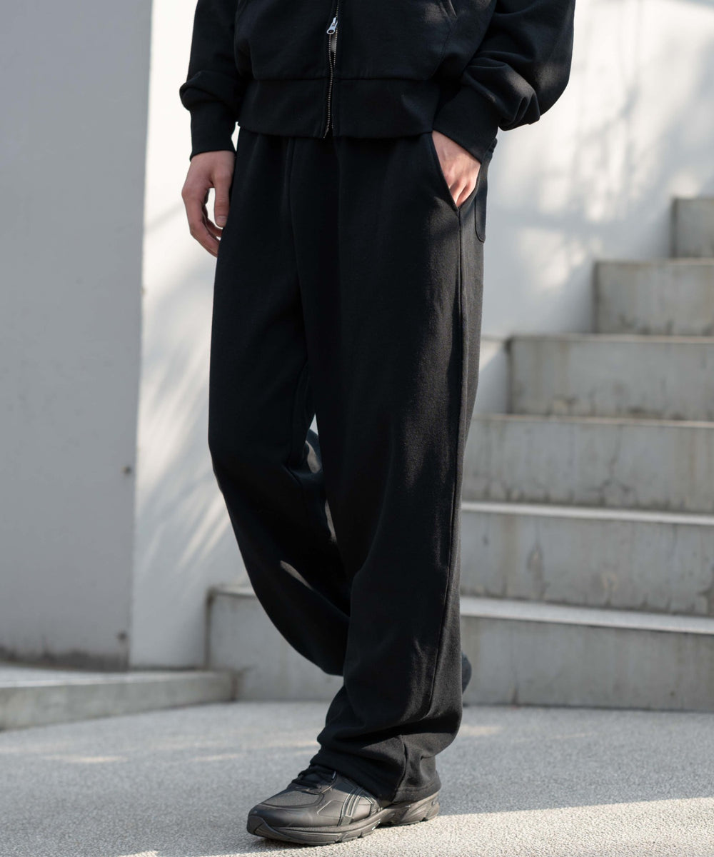 ブラック モデル：180cm F着用