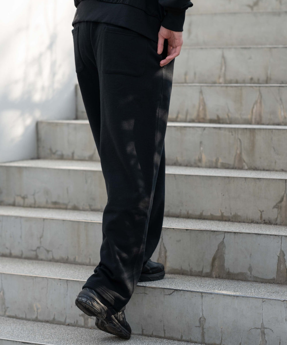 ブラック モデル：180cm F着用