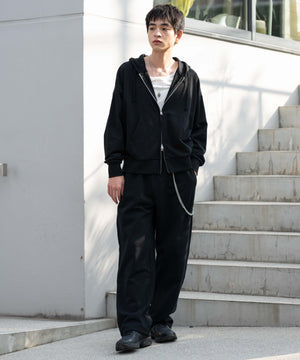 ブラック モデル：180cm F着用