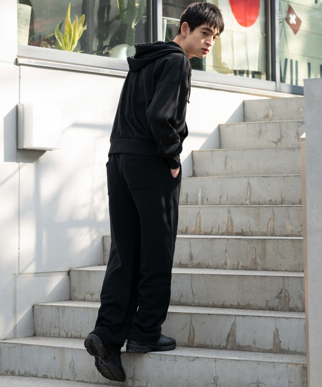 ブラック モデル：180cm F着用