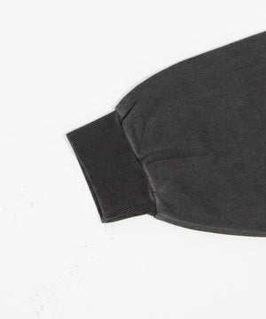 グラフィックバルーンクロップドプルパーカー