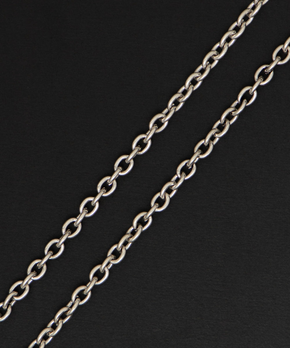 MPUエンボスロゴクロスネックレス