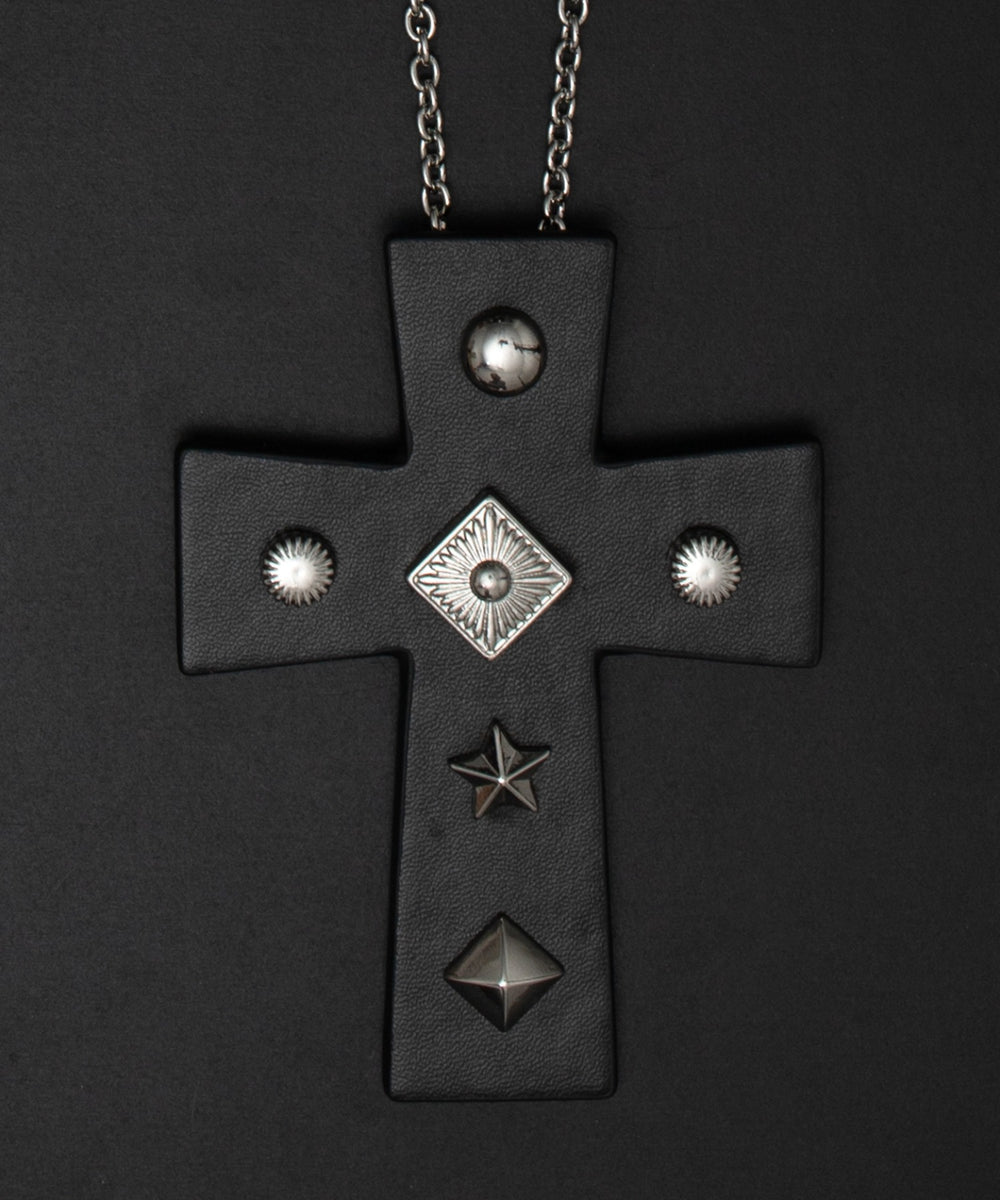 MPUスタッズクロスネックレス