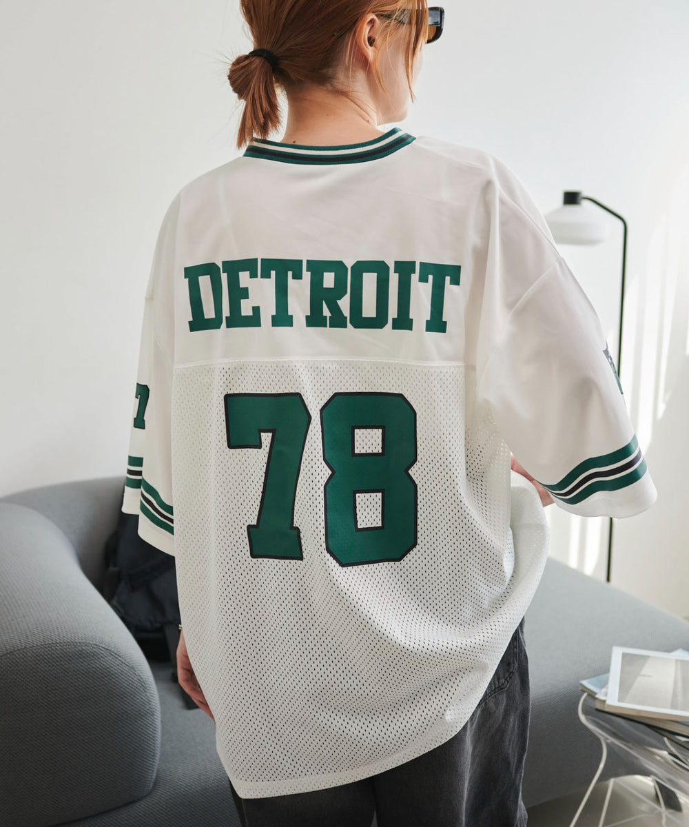 ホワイト　モデル:155cm F着用