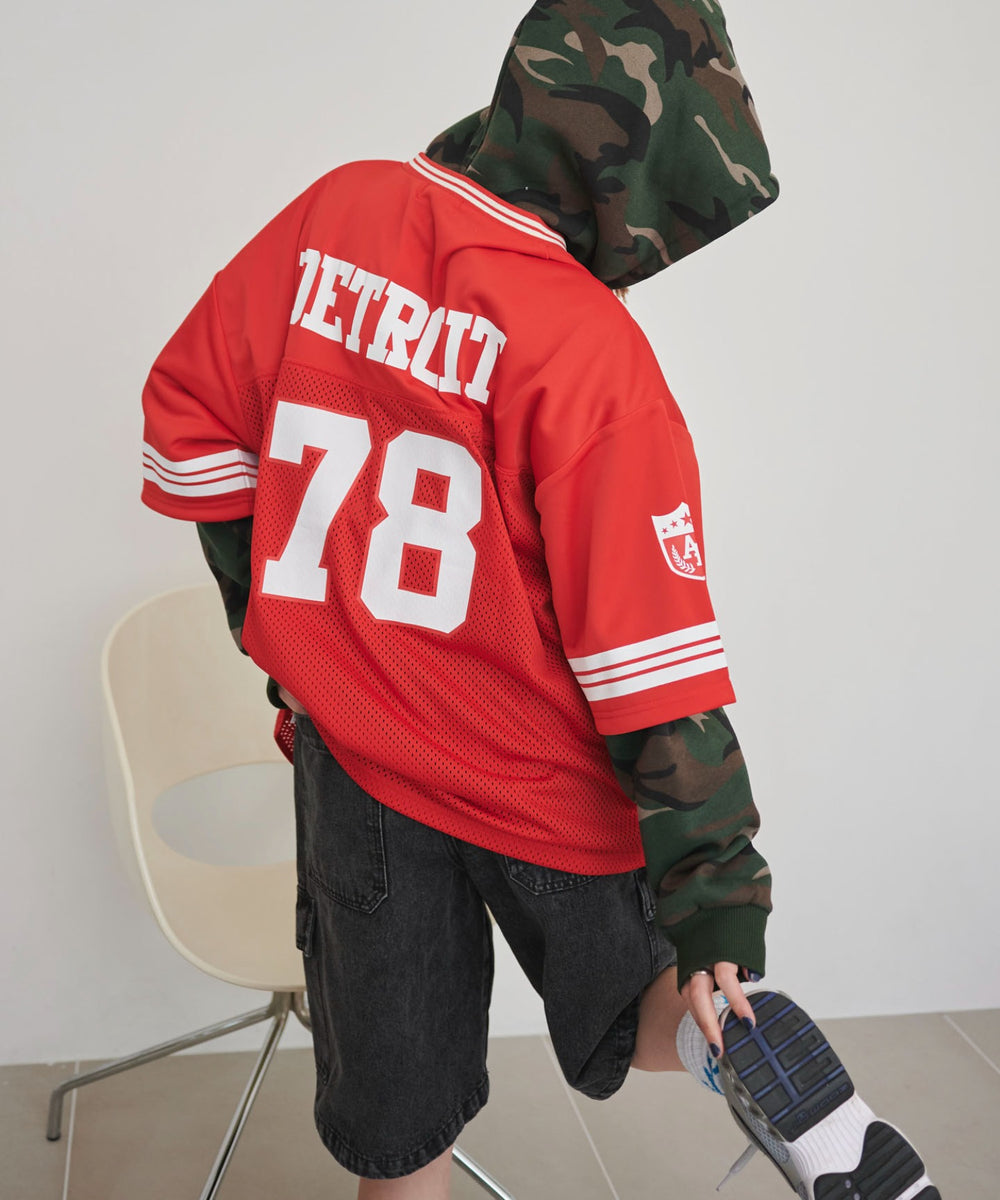 レッド　モデル:155cm F着用