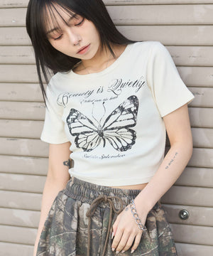 柄２（ホワイト×バタフライ）　モデル:159cm F着用