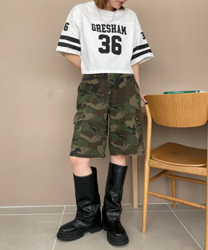 ホワイト モデル：155cm M着用