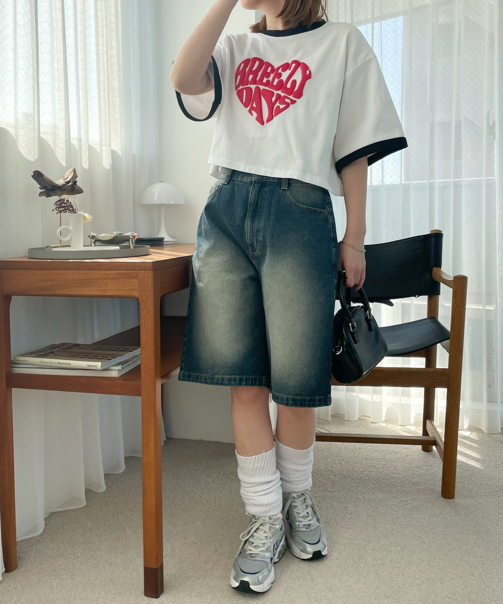 ホワイト モデル：155cm M着用