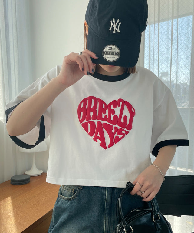 ホワイト モデル：155cm M着用