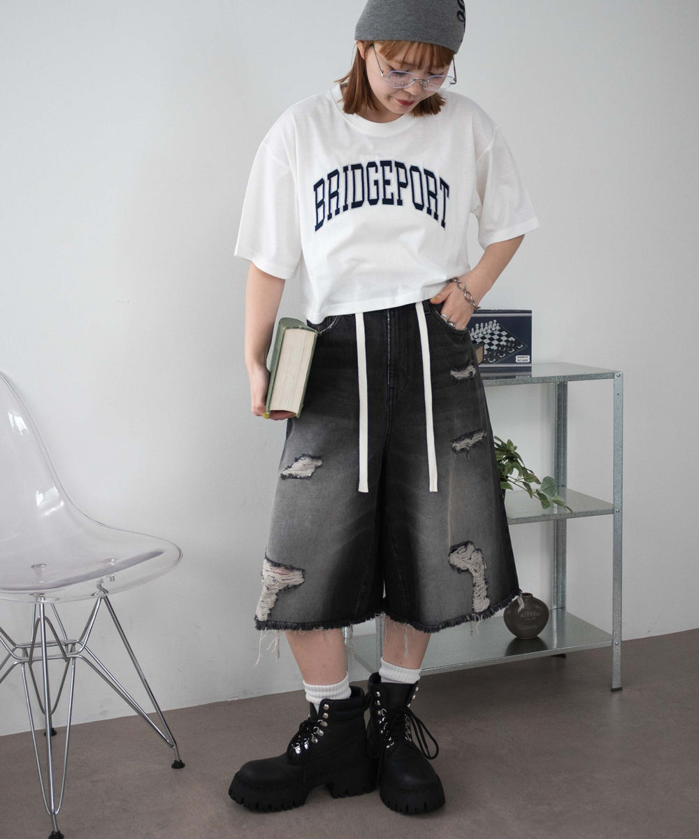 ホワイト モデル：155cm M着用