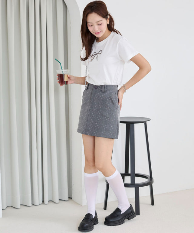 柄4　モデル:165cm M着用