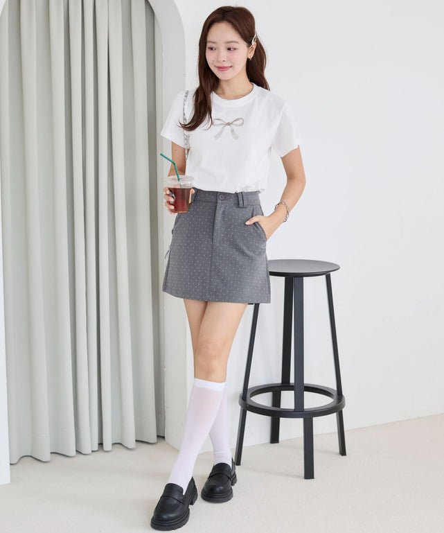 柄4　モデル:165cm M着用